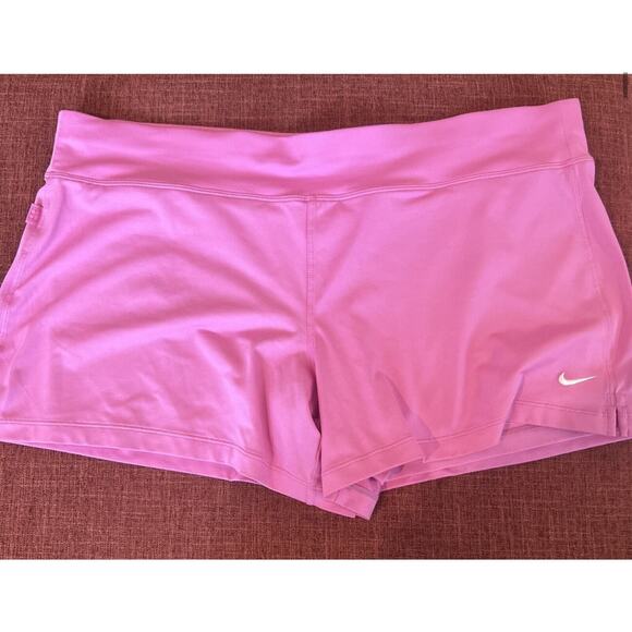 Nike Women's Pink Fit Dry 4" Rival Running Shorts Size XL (16-18) MSRP $50.00 - Picture 2 of 11